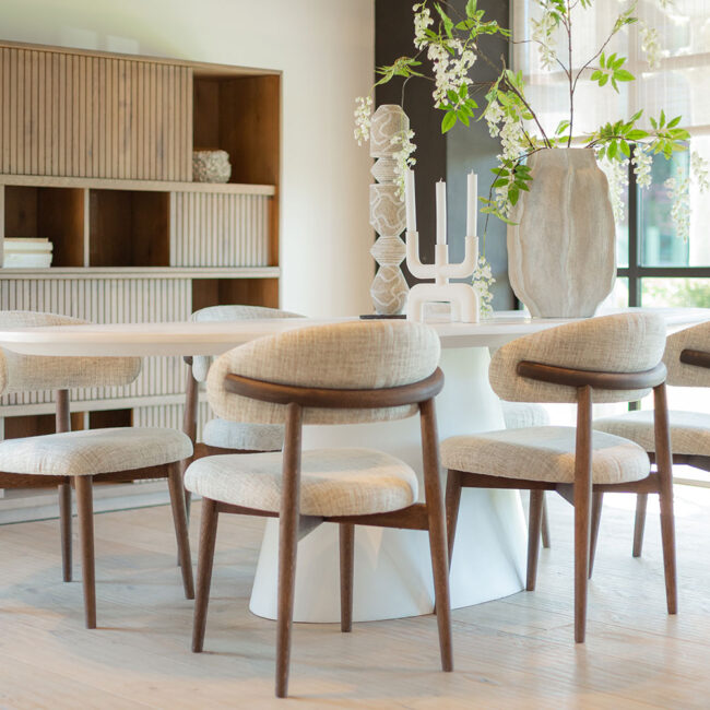 Eetkamerstoel Brindisi met houten frame